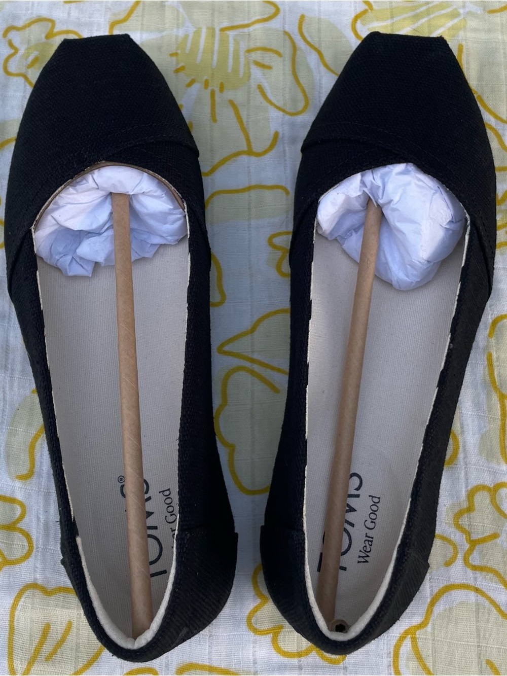 Toms Black Ballerina Flats women’s 6